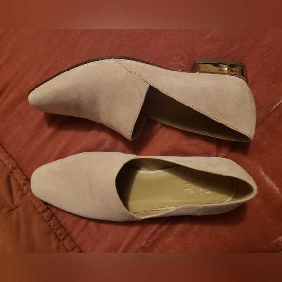 Naturalizer Shoes - Naturalizer Womens Collette Suede Slip-on Flats size 8W Blush with Gold Heel
